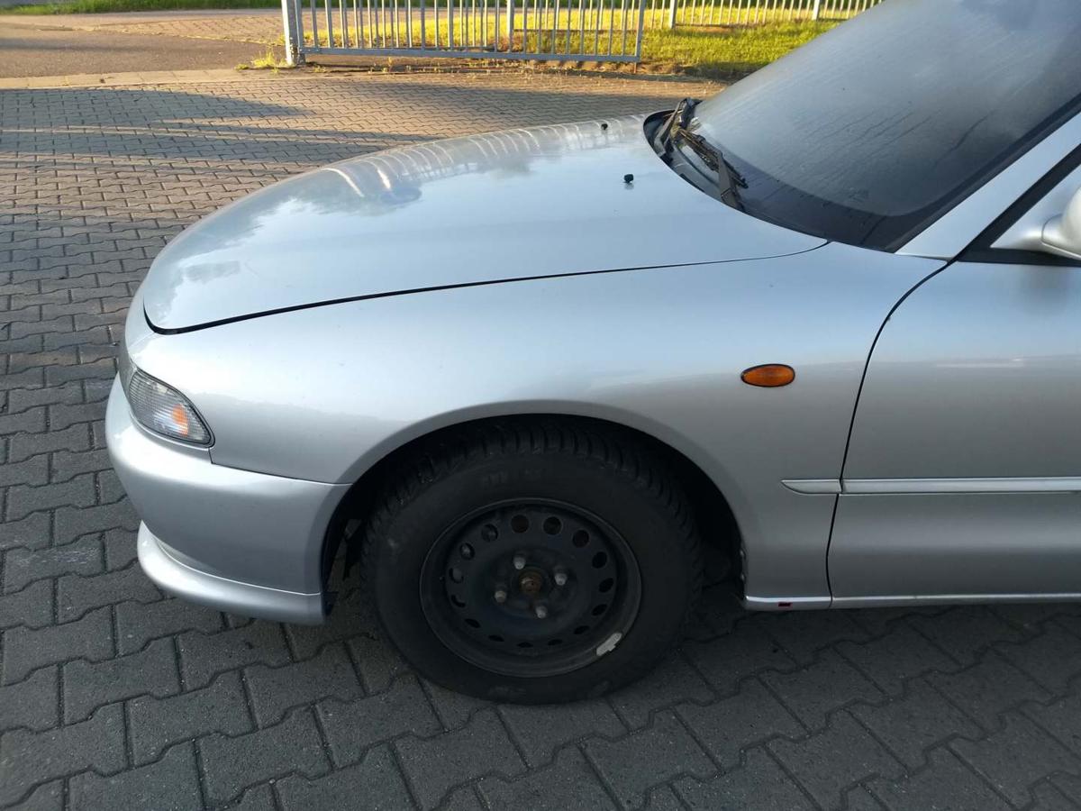 Mitsubishi Galant E50 original Kotflügel vorn links Silber A69F Bj.1995